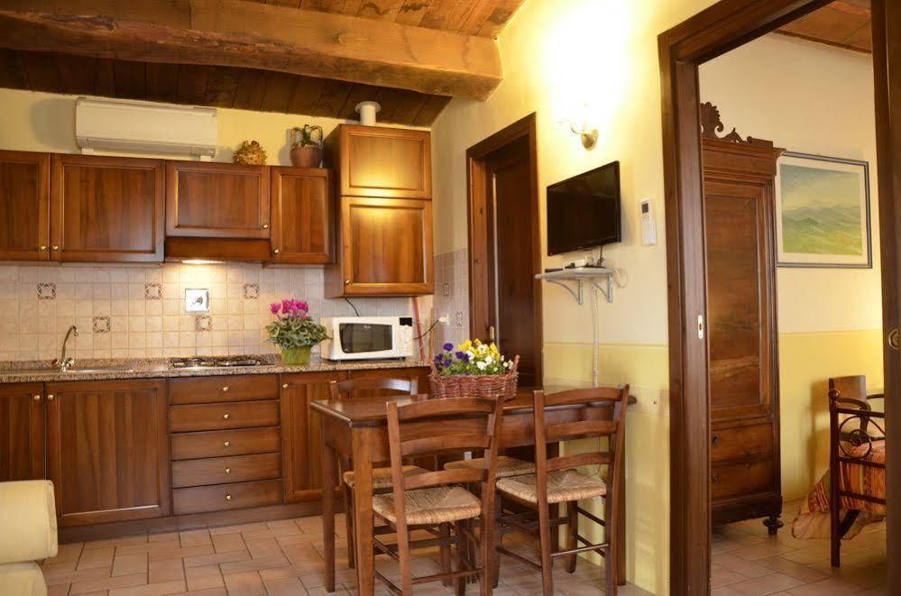 Agriturismo Le Due Torri Torre Quadrano Spello Dış mekan fotoğraf