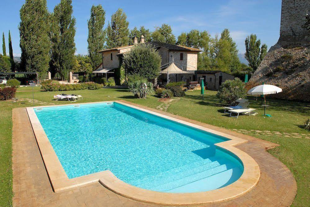 Agriturismo Le Due Torri Torre Quadrano Spello Dış mekan fotoğraf