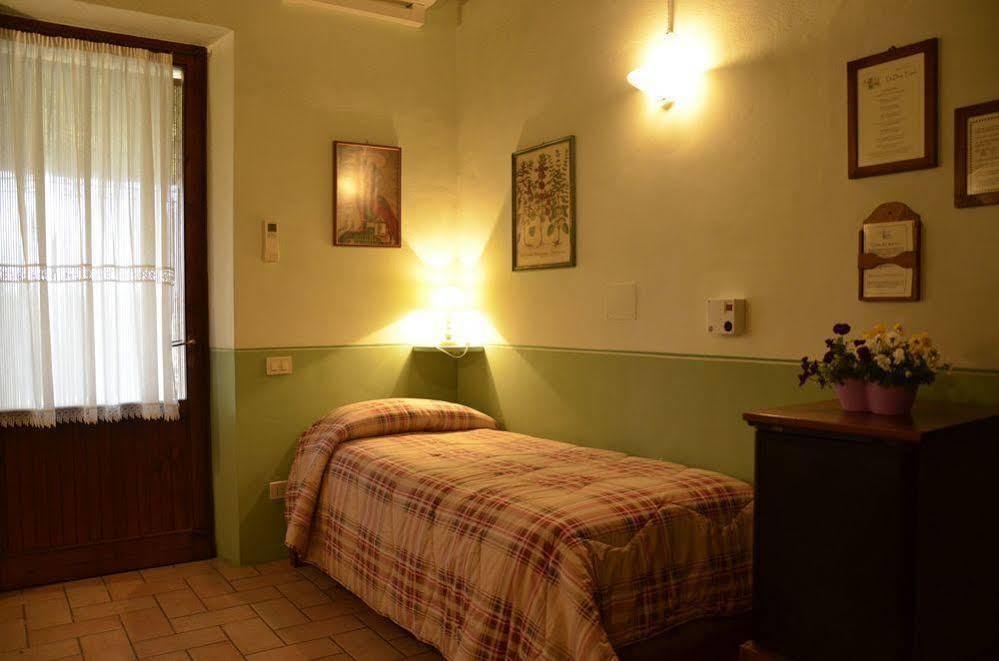 Agriturismo Le Due Torri Torre Quadrano Spello Dış mekan fotoğraf